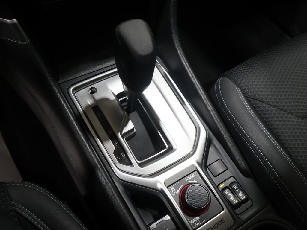 Used 2021 Subaru Forester Premium image 32