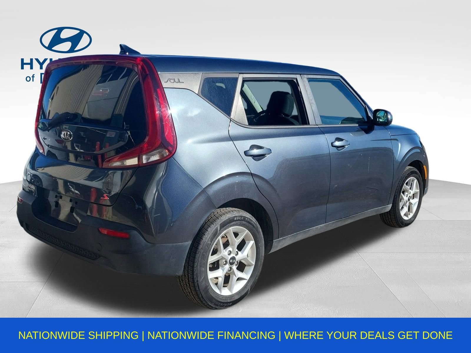 Used 2020 Kia Soul S image 2