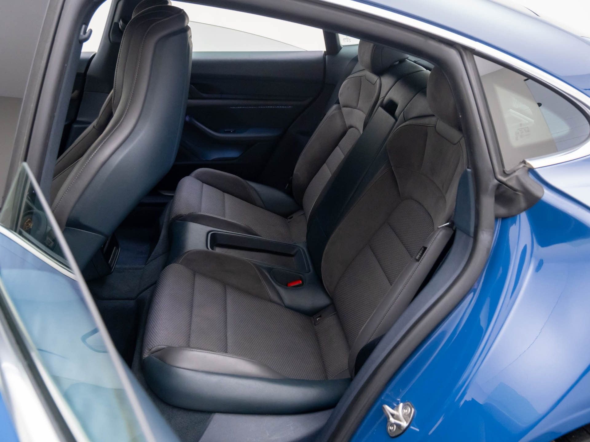 Certified 2022 Porsche Taycan 4S image 16