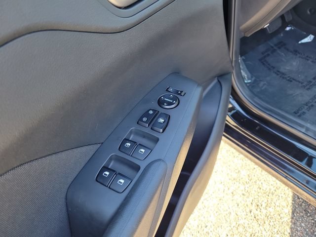 Used 2022 Hyundai Accent SEL FWD image 15