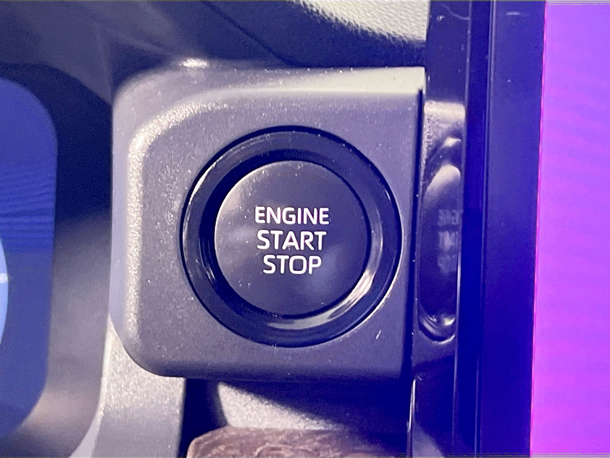 Used 2024 Toyota Tacoma Limited w/ Limited Package (LT) image 24