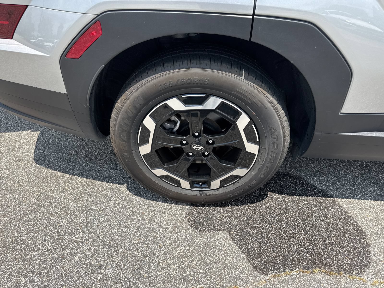 Certified 2024 Hyundai Santa Fe SEL FWD image 17