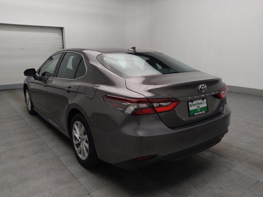 Used 2022 Toyota Camry LE image 5