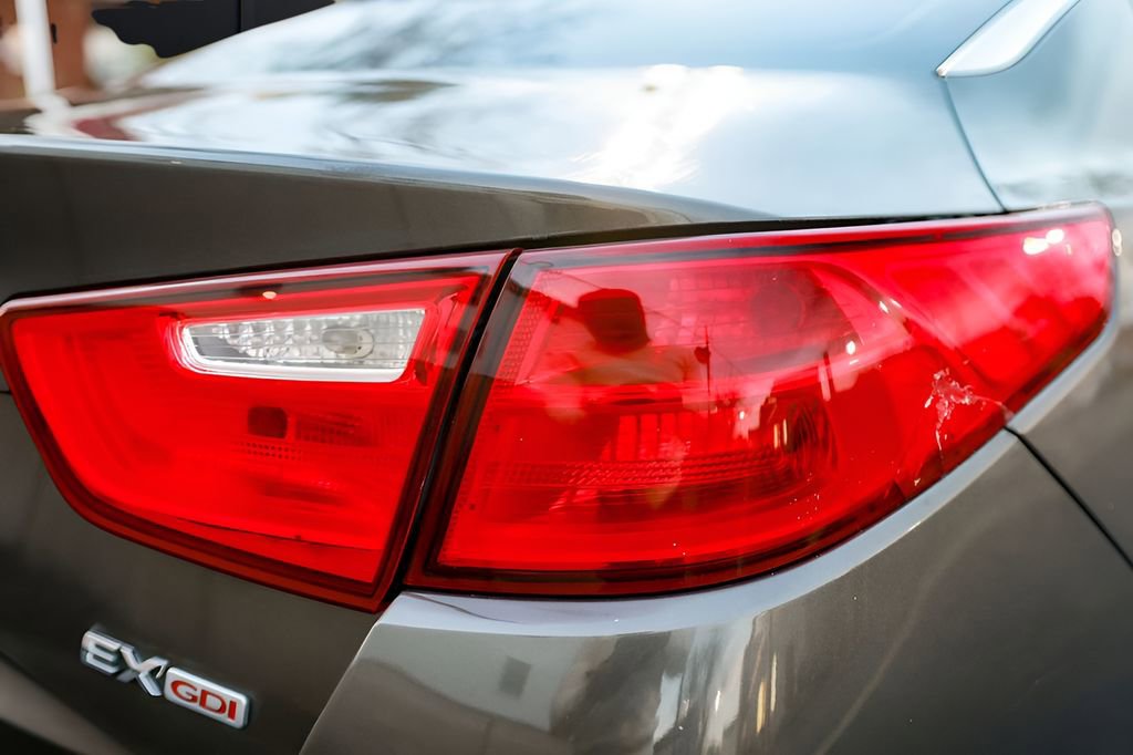 Used 2014 Kia Optima EX w/ Paint Protection Film Package image 27