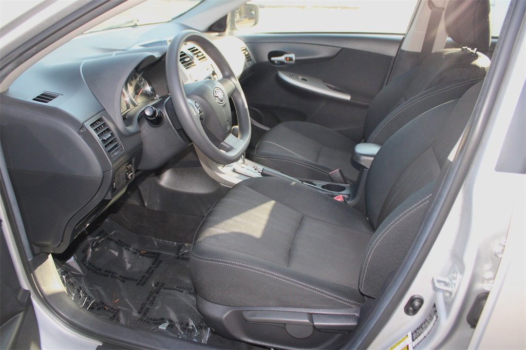 Used 2012 Toyota Corolla S image 13