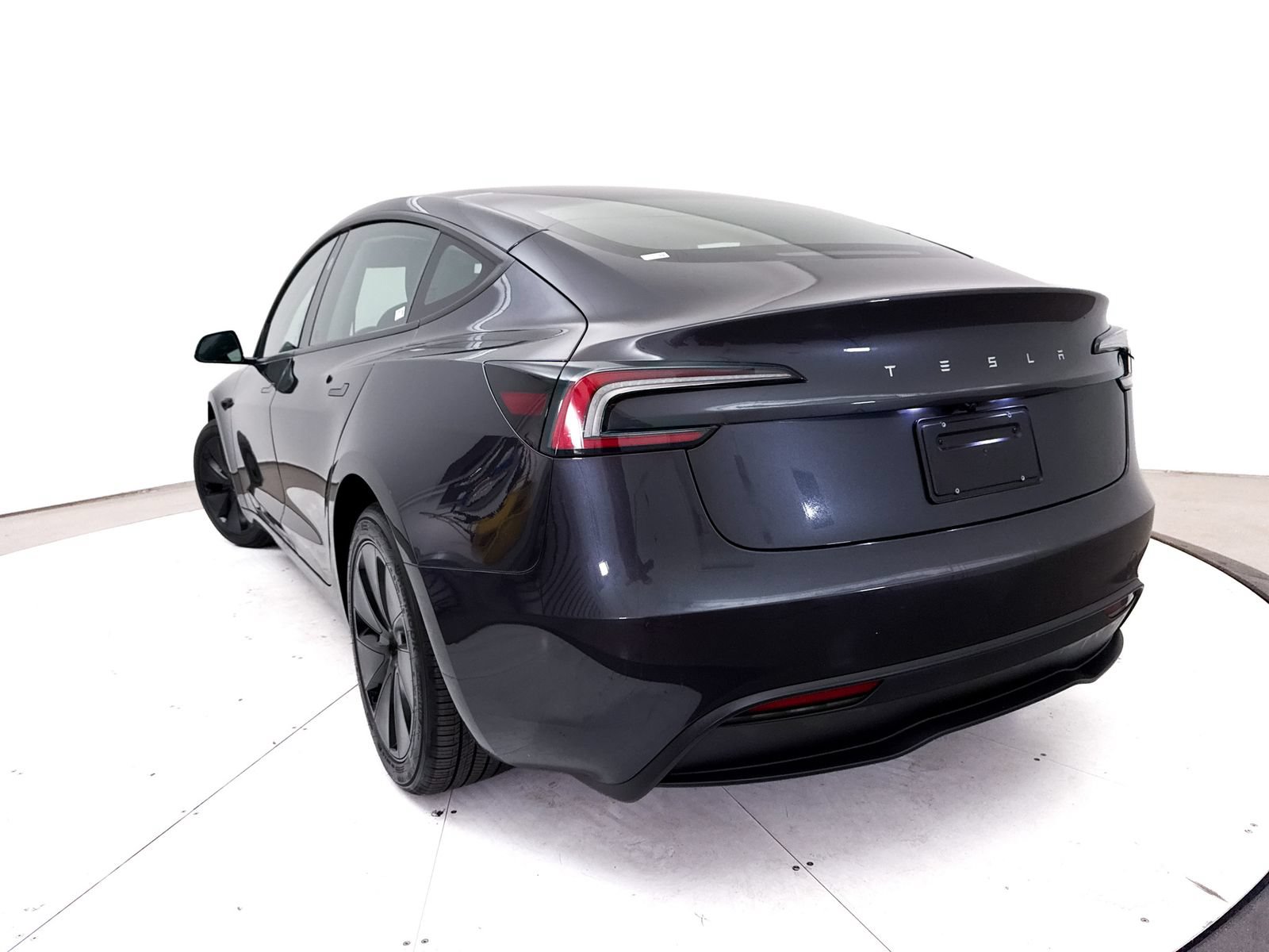 Used 2025 Tesla Model 3 Long Range RWD image 8