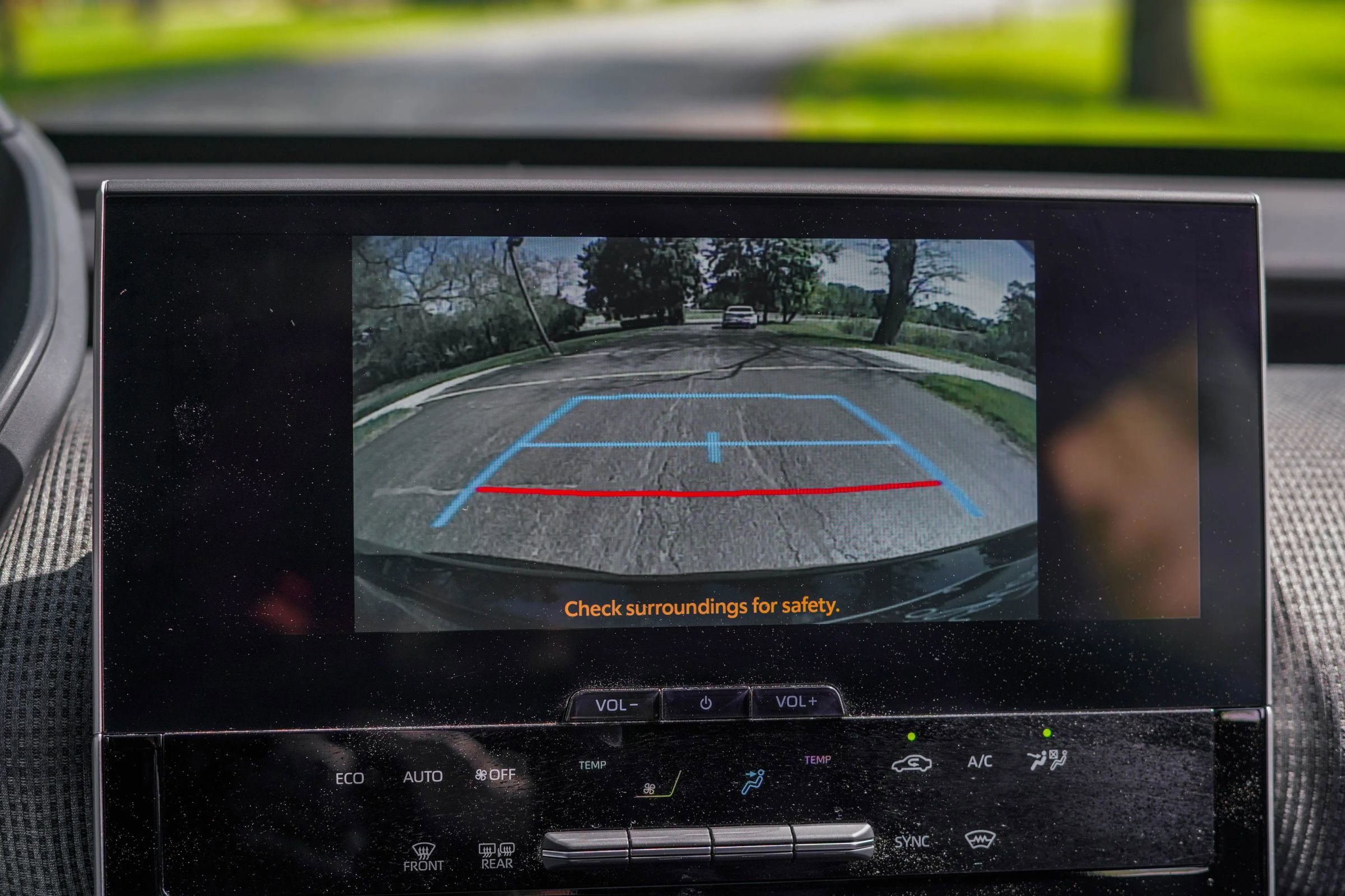 Used 2024 Toyota bZ4X FWD image 20