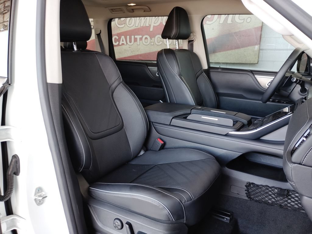 Used 2026 INFINITI QX80 Luxe w/ Cargo Package AWD/4WD image 13