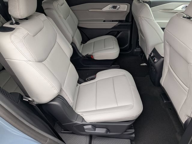 New 2026 Ford Explorer Active w/ Active Comfort Package AWD/4WD image 18