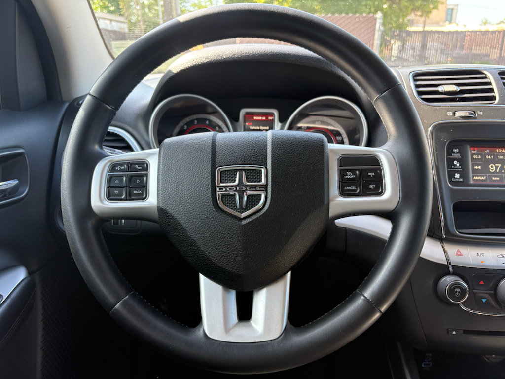 Used 2017 Dodge Journey SXT w/ Premium Group FWD image 33
