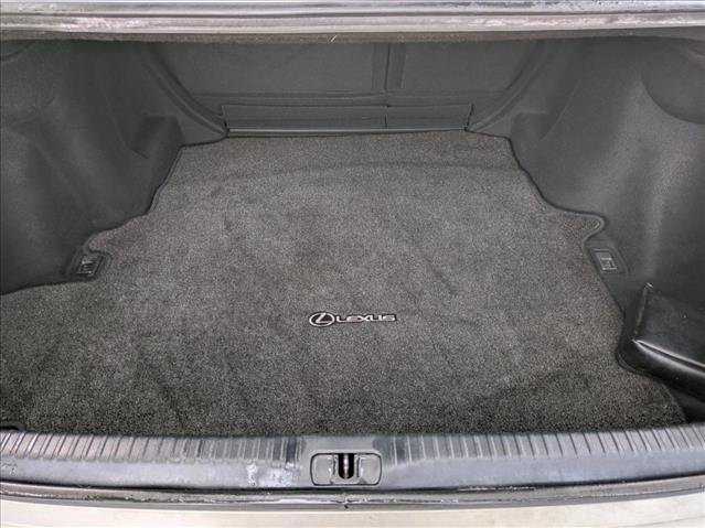 Used 2016 Lexus RC 200t RWD image 6