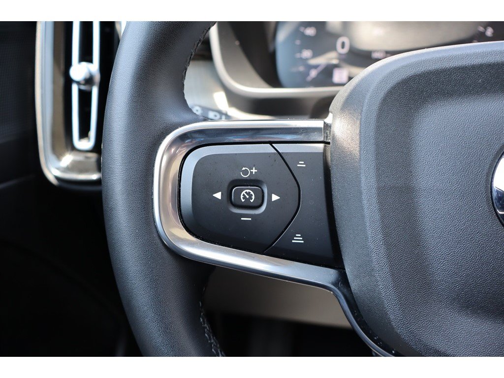 Used 2022 Volvo XC40 T5 Inscription AWD/4WD image 26