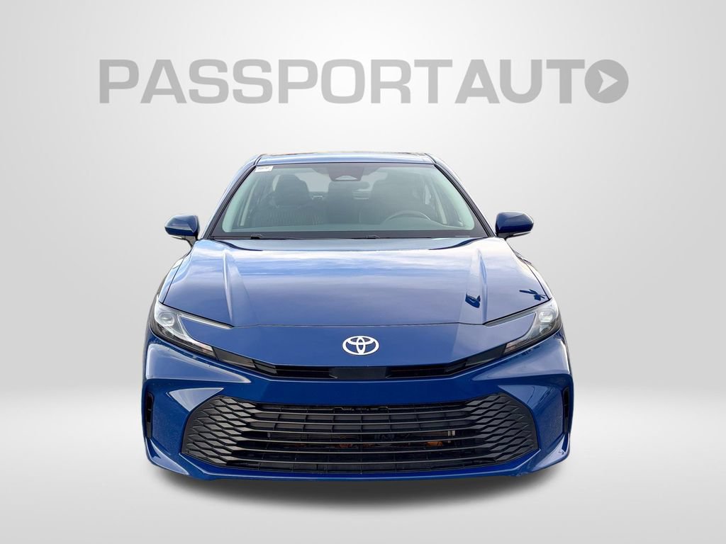 Used 2025 Toyota Camry LE FWD image 11