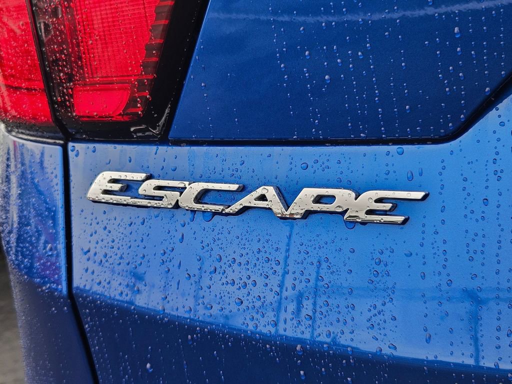 Used 2019 Ford Escape S image 31