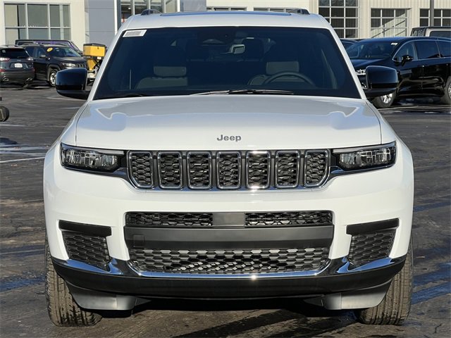New 2025 Jeep Grand Cherokee L Laredo w/ Luxury Tech Group I image 44