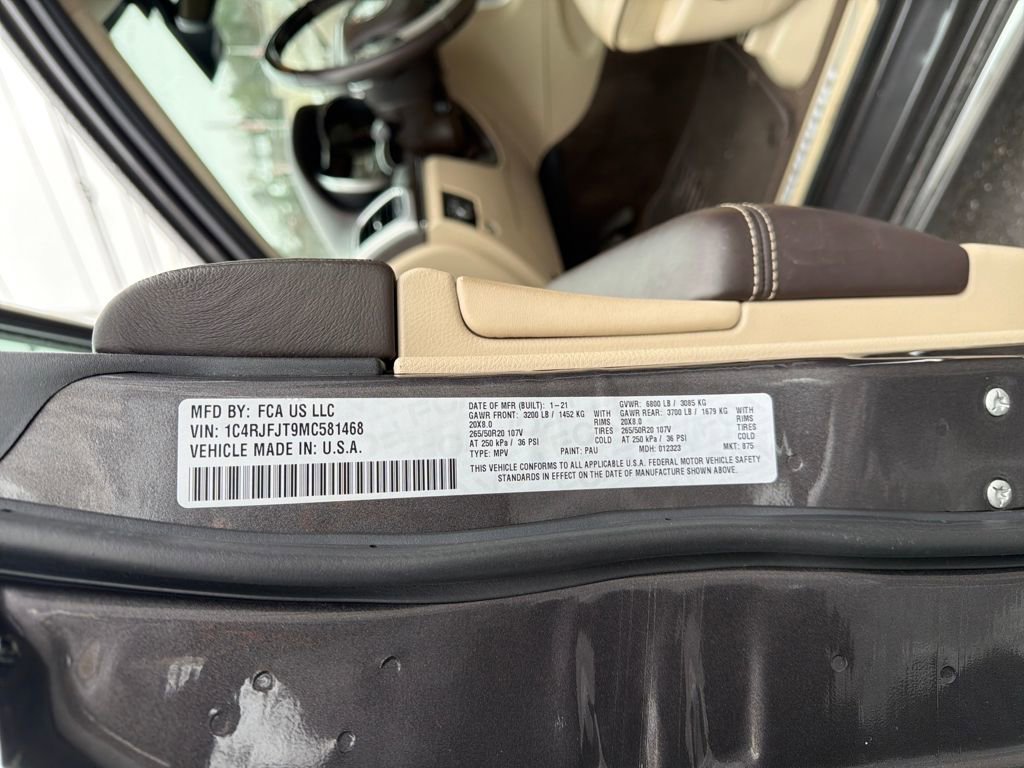 Certified 2021 Jeep Grand Cherokee Summit w/ Platinum Series Group image 28