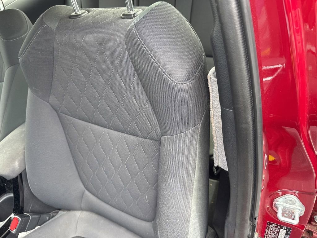 Used 2022 Toyota Corolla LE FWD image 5