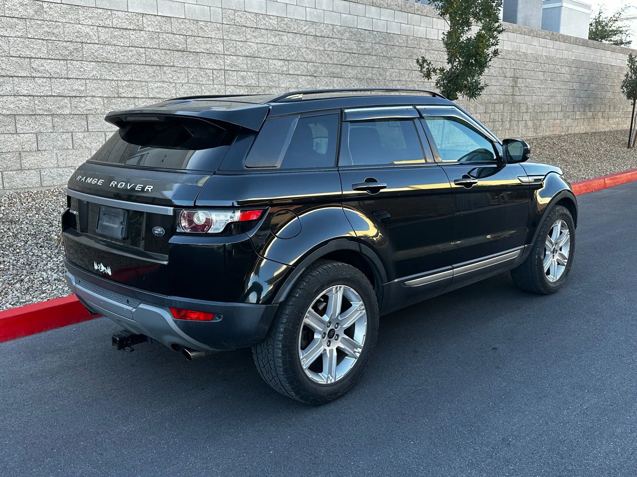 Used 2013 Land Rover Range Rover Evoque Pure Plus image 6