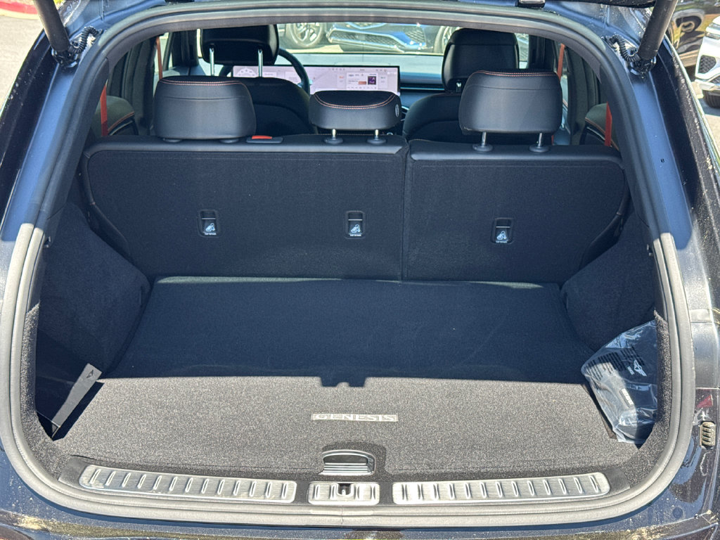 New 2026 Genesis GV70 3.5T Sport Advanced AWD/4WD image 18