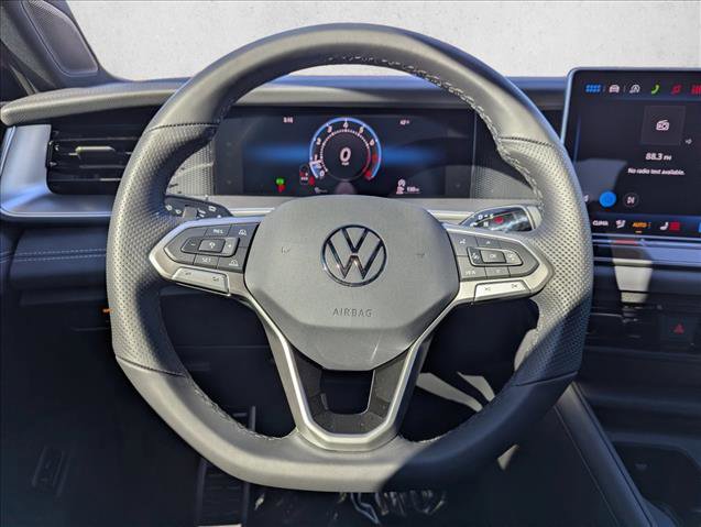 New 2026 Volkswagen Tiguan SE R-Line image 15