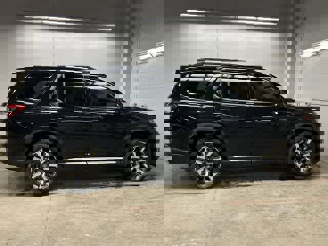 Used 2023 Honda Pilot Elite image 3