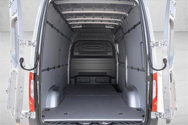 New 2026 Mercedes-Benz Sprinter 2500 image 18