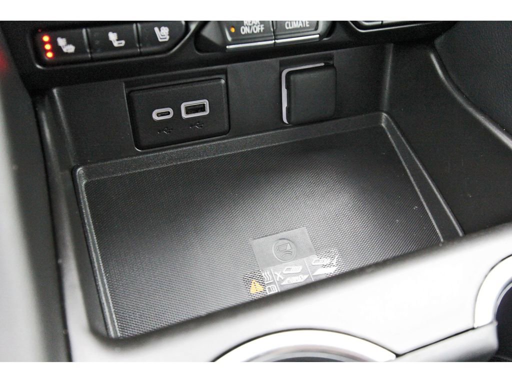 Used 2024 Chevrolet Tahoe Premier w/ Texas Edition image 23