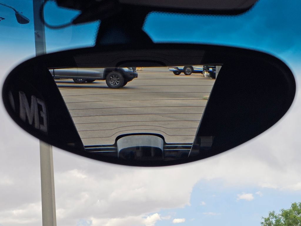 Used 2014 smart fortwo passion RWD image 19