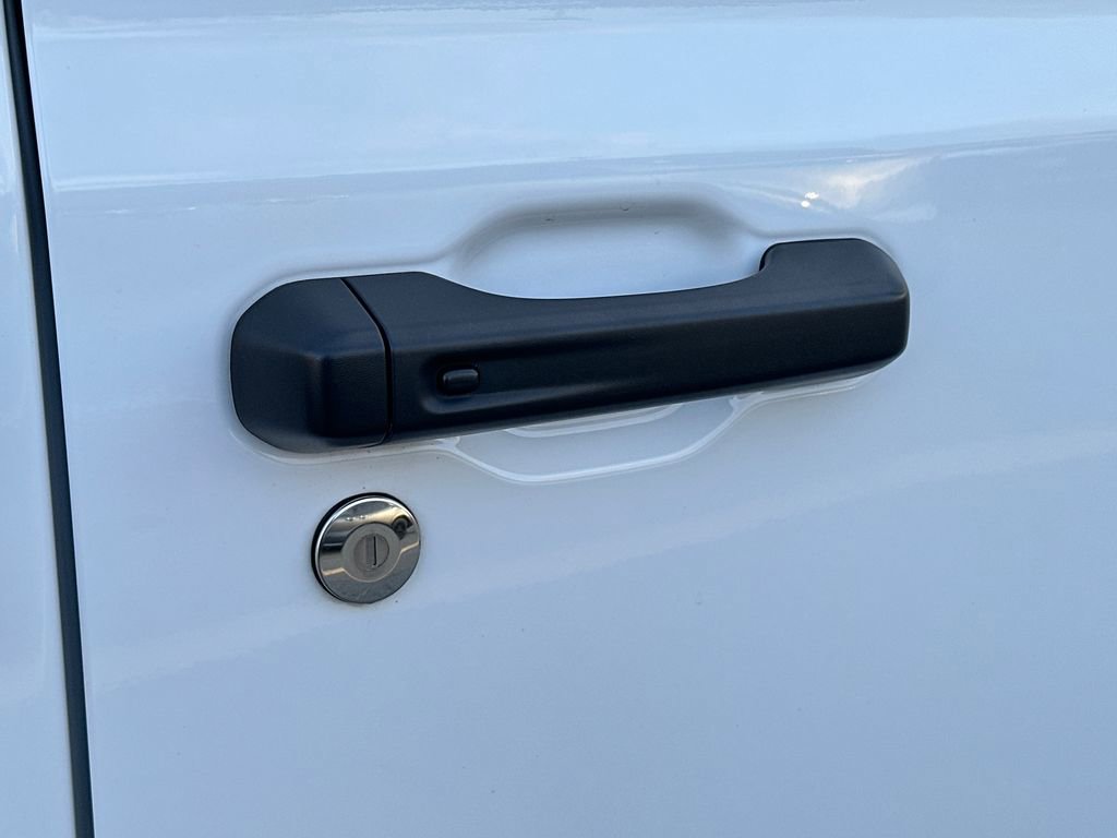 Used 2024 Jeep Wrangler Unlimited image 9