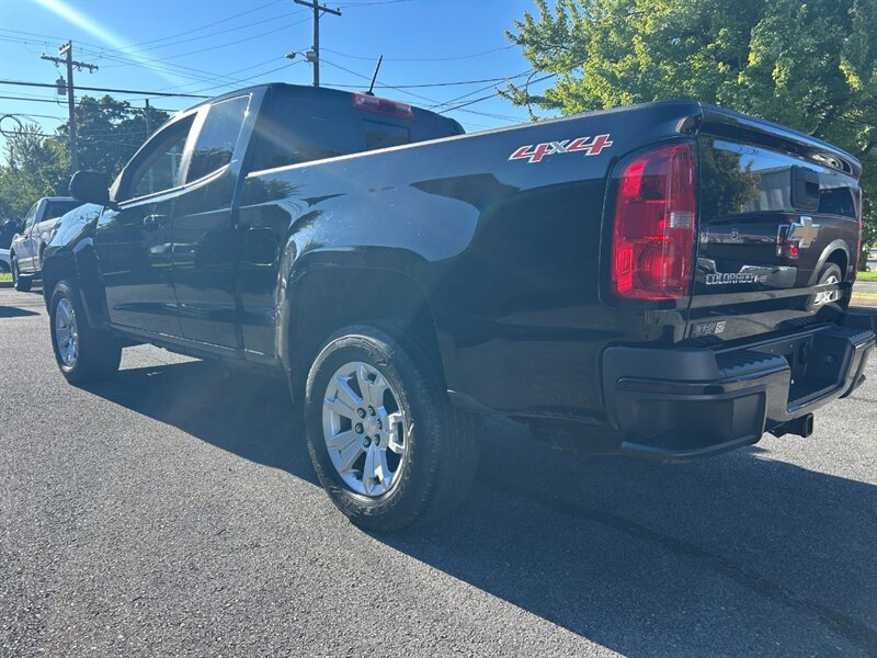 Used 2020 Chevrolet Colorado LT w/ LT Convenience Package AWD/4WD image 5