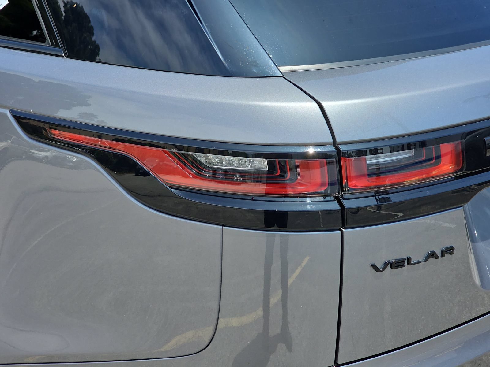 Used 2023 Land Rover Range Rover Velar R-Dynamic S AWD/4WD image 34