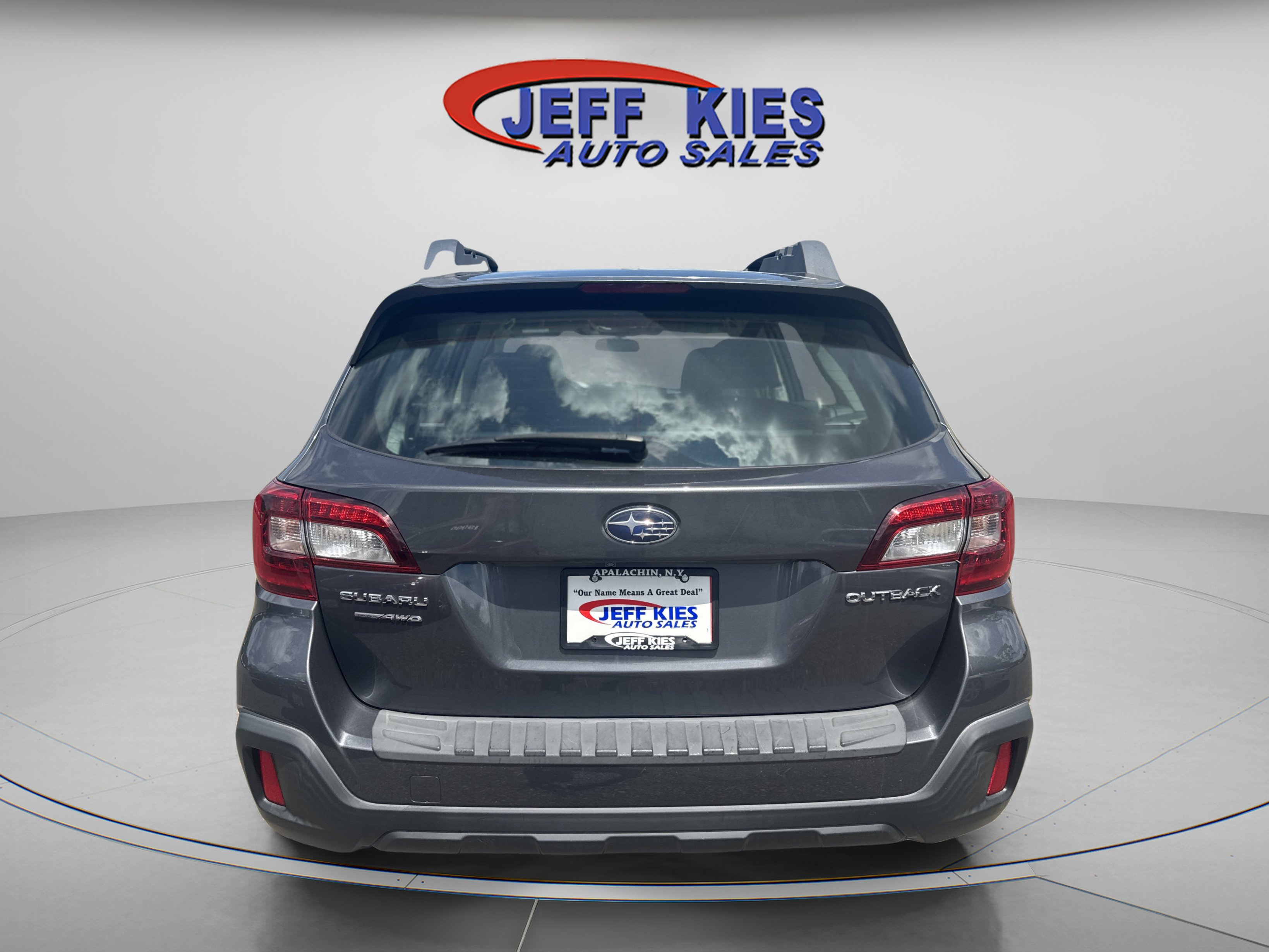 Used 2019 Subaru Outback 2.5i AWD/4WD image 6