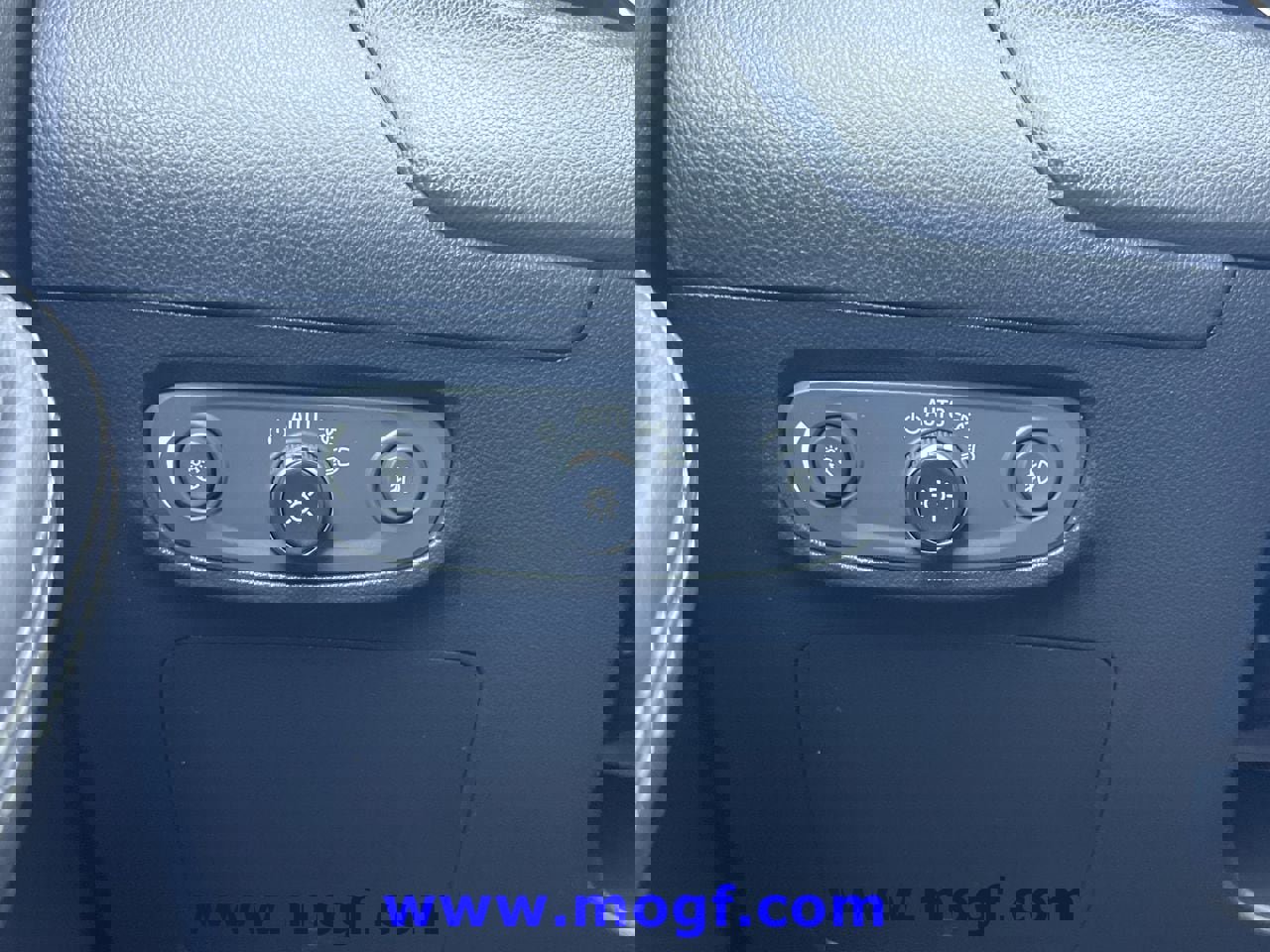 Used 2022 Buick Encore GX Select FWD image 14