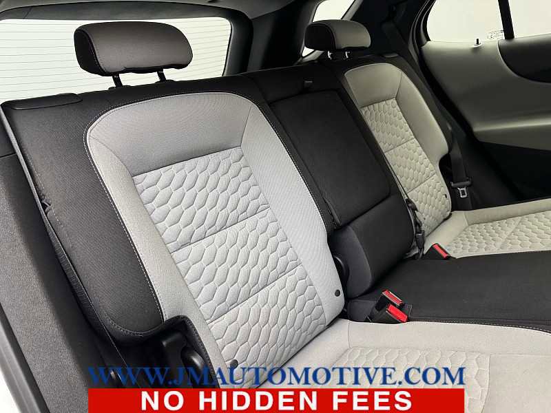 Used 2019 Chevrolet Equinox LS FWD image 18
