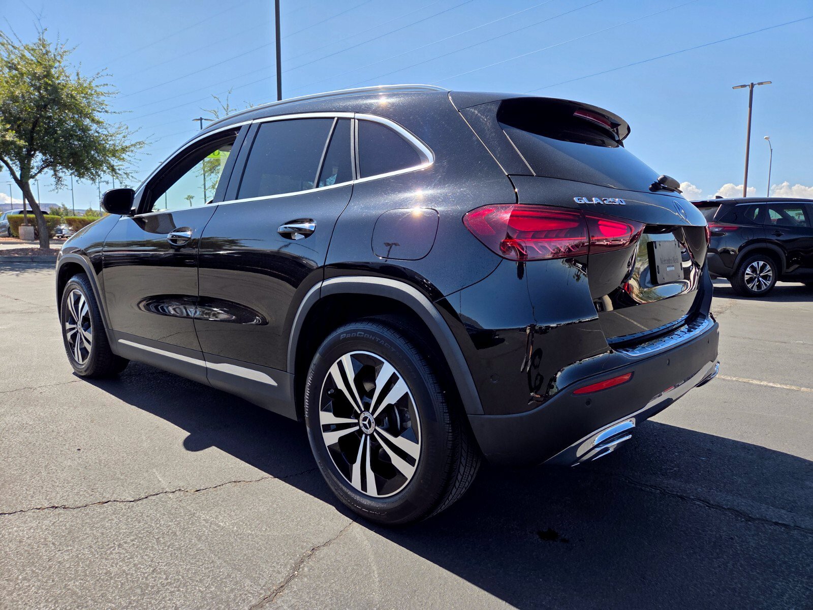 Used 2025 Mercedes-Benz GLA 250 image 4