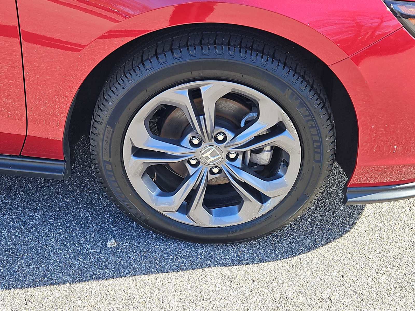Certified 2023 Honda Accord EX image 22