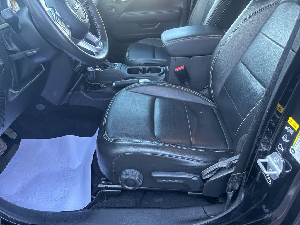 Used 2022 Jeep Gladiator Overland w/ Popular Equipment Package image 11