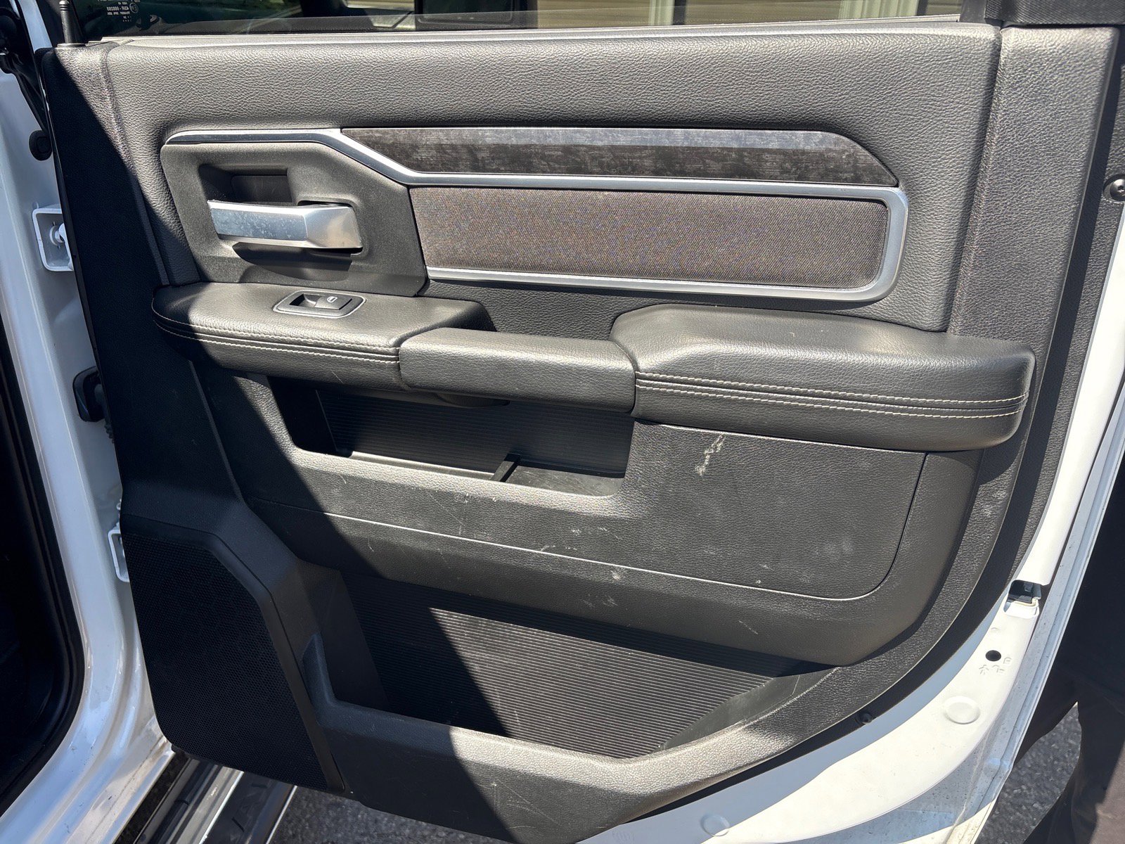 Used 2024 RAM 3500 Big Horn image 11