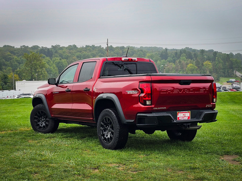Used 2023 Chevrolet Colorado Trail Boss AWD/4WD image 8