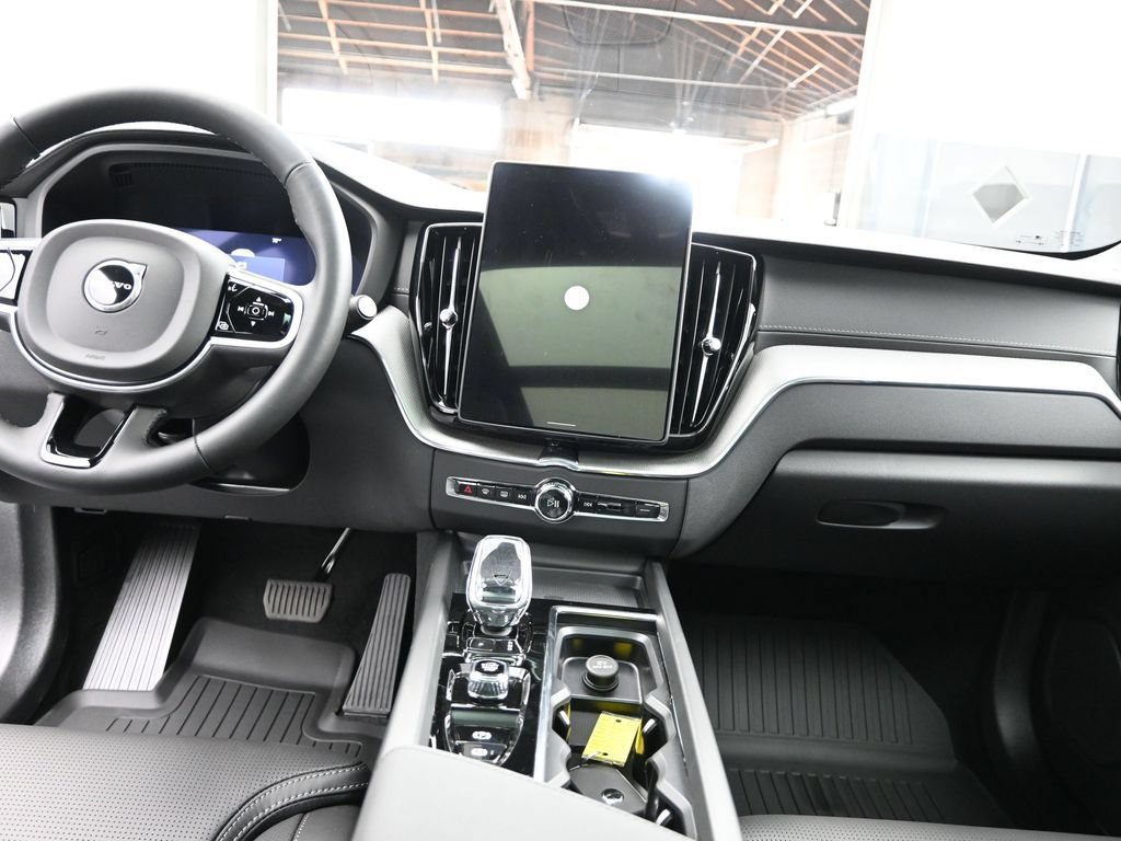 New 2026 Volvo XC60 B5 Ultra w/ Climate Package AWD/4WD image 19