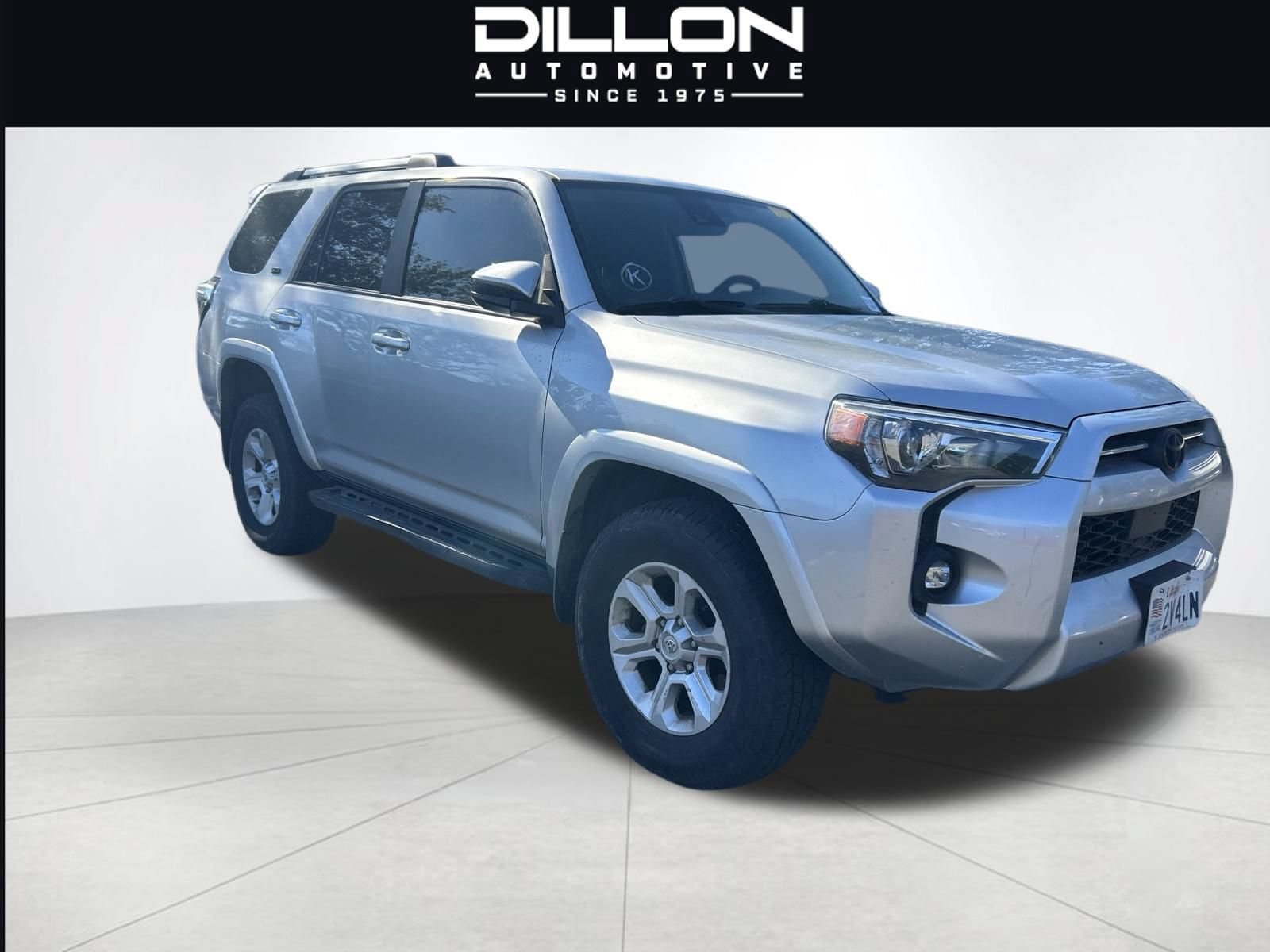 Used 2022 Toyota 4Runner SR5 AWD/4WD image 23