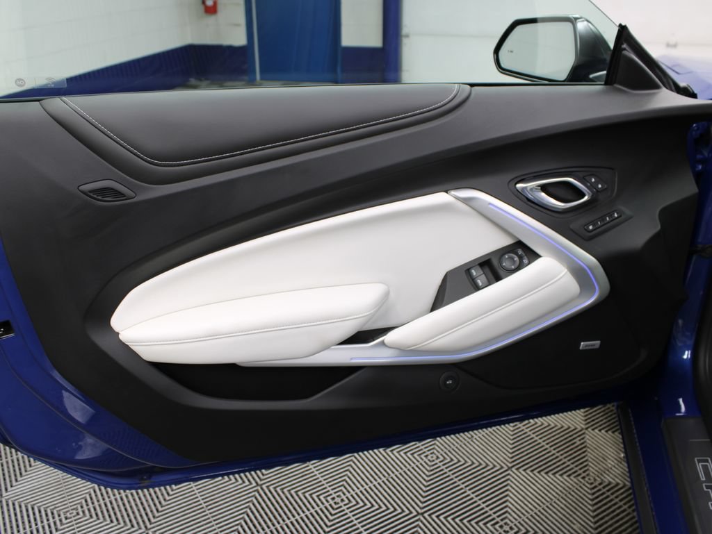Used 2021 Chevrolet Camaro SS w/ LPO, Camaro Logo Package RWD image 57
