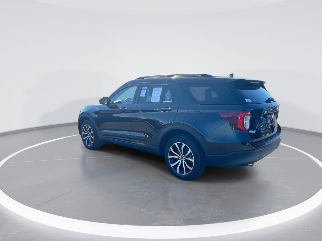 Used 2022 Ford Explorer ST-Line AWD/4WD image 6