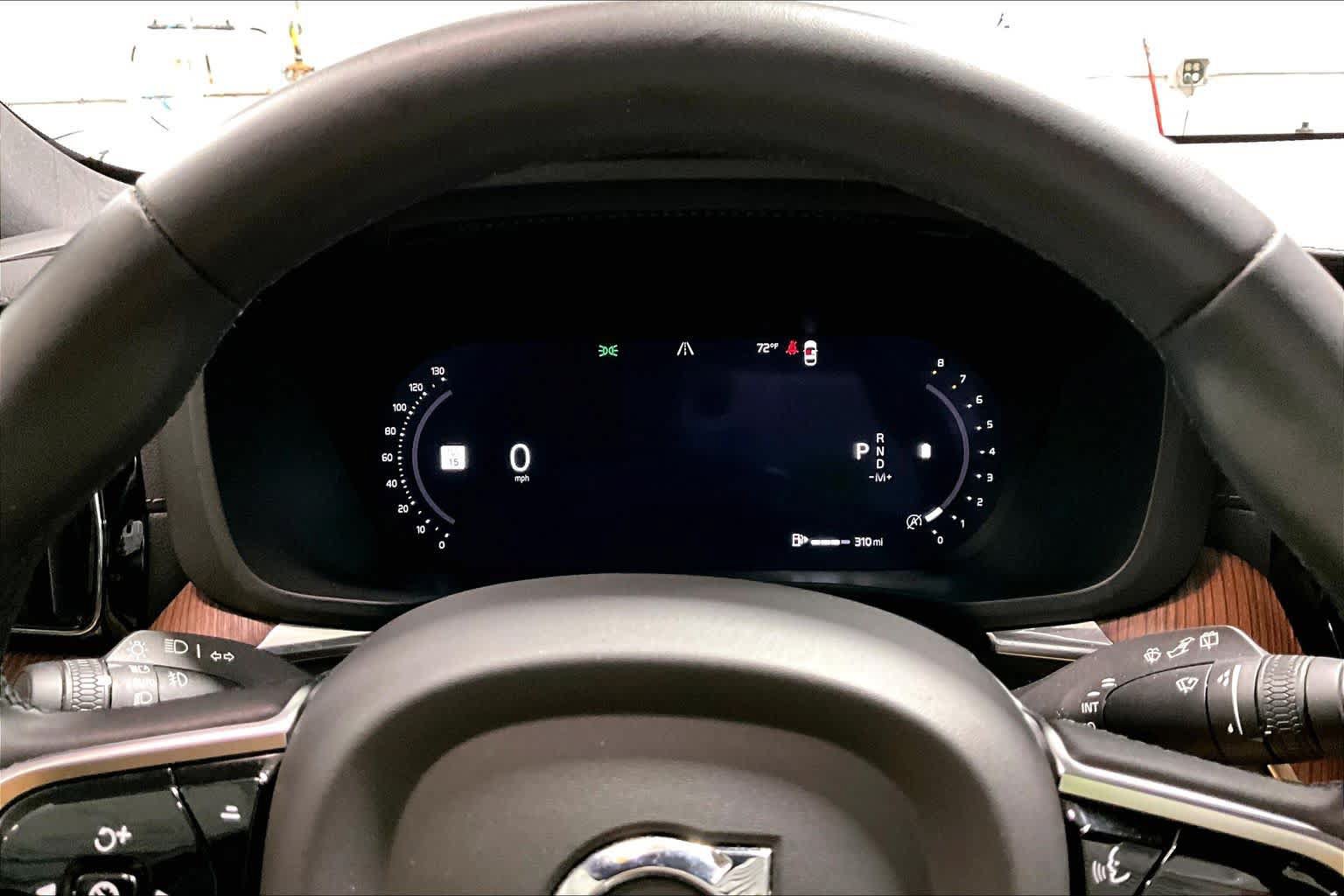 Used 2023 Volvo XC60 B6 Ultimate w/ Climate Package AWD/4WD image 26