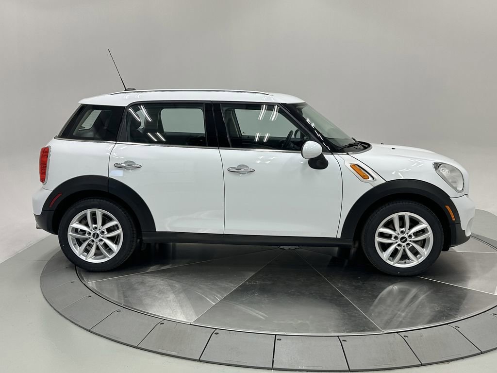 Used 2014 MINI Cooper Countryman image 8