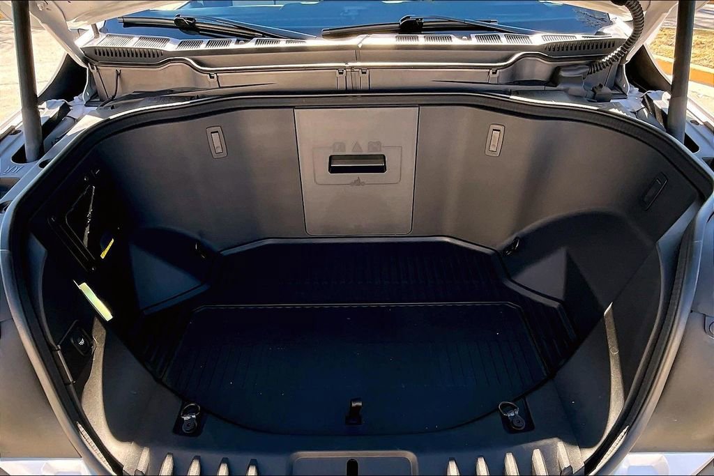 Used 2025 Ford F150 Lightning Platinum image 10