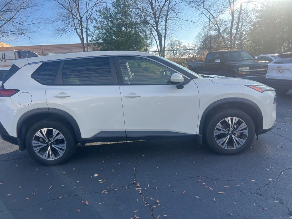 Used 2023 Nissan Rogue SV image 10