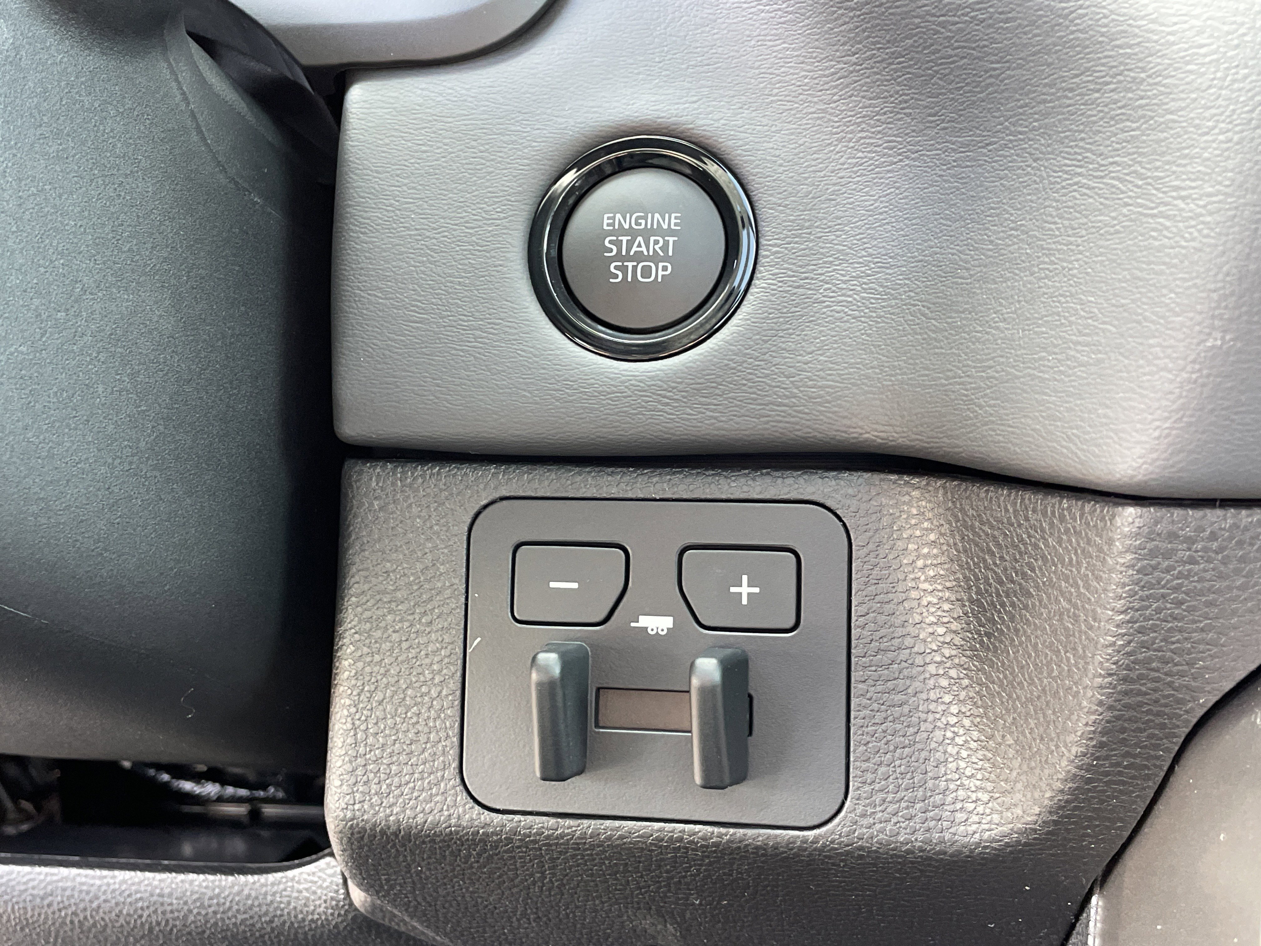 New 2026 Toyota Tundra Platinum image 12