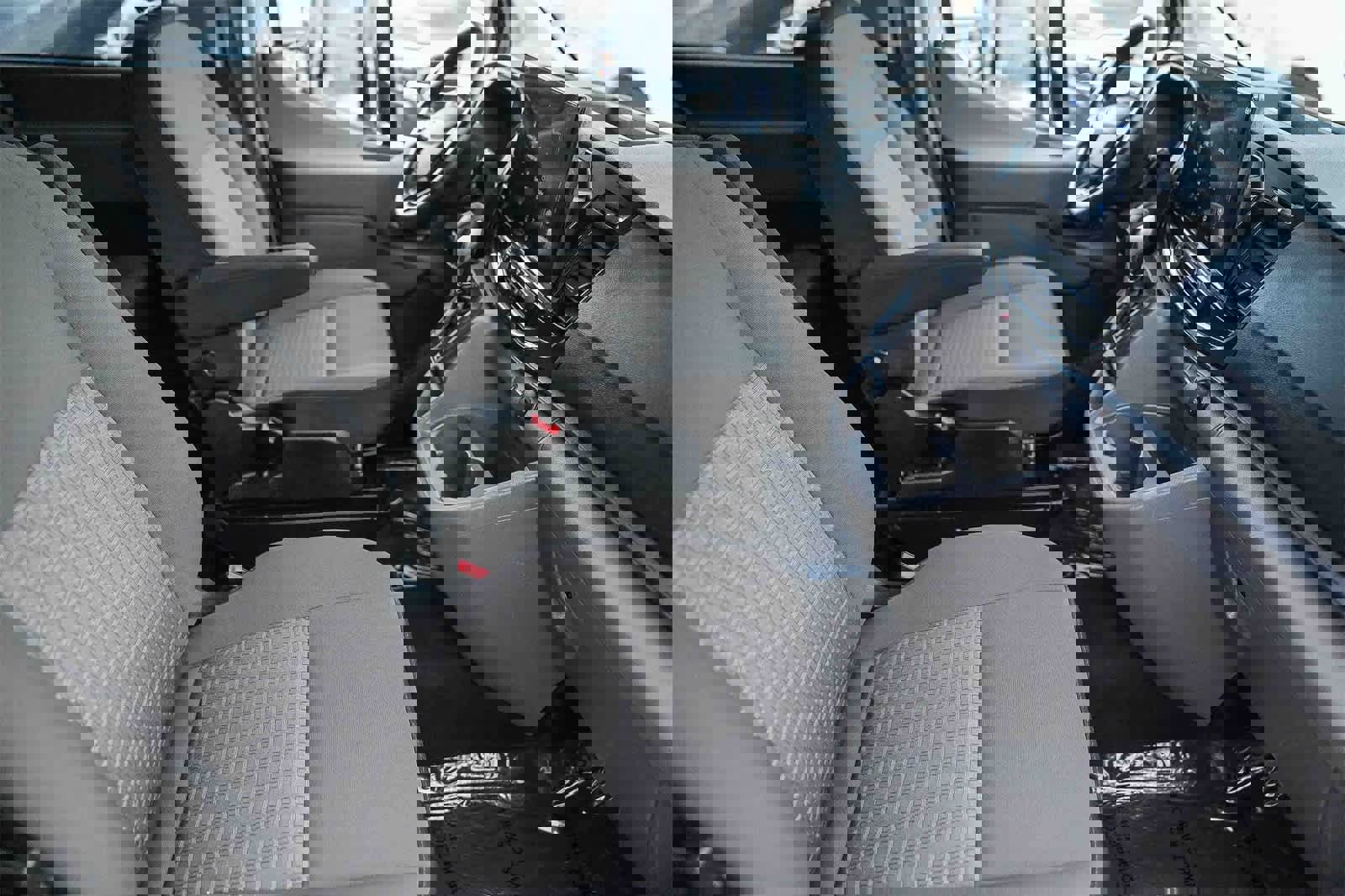 Used 2023 Ford Transit 350 XLT image 16