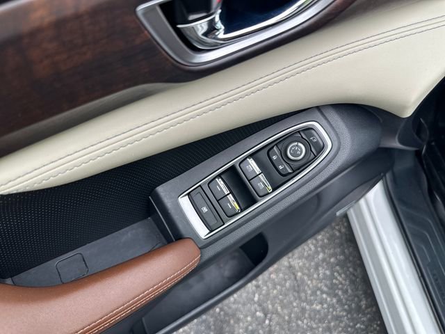 Used 2022 Subaru Ascent Touring image 11